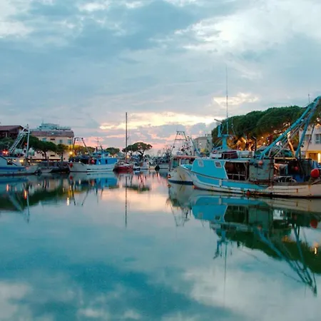 Modern And Finely Refurbished Caorle