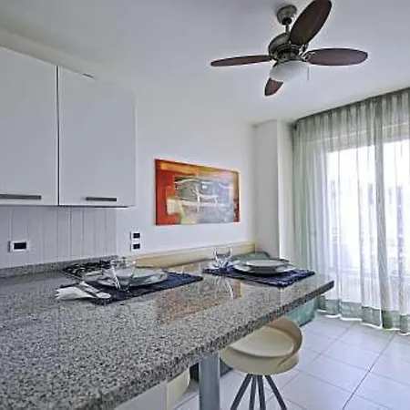 Modern And Finely Refurbished Apartment Caorle